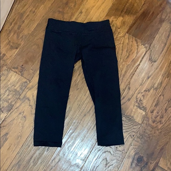 Black Cropped Ivivva Leggings - Picture 1 of 4